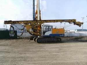 Буровая установка Bauer
